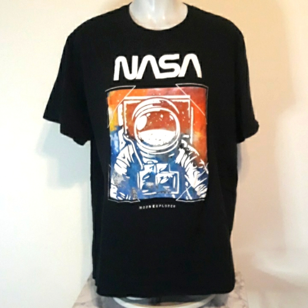 NASA Astronaut Graphic Tee‎ Black 2XL Space Shirt Streetwear Unisex - Picture 2 of 6